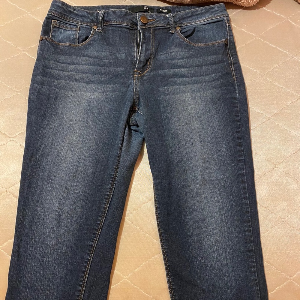 Women’s skinny jeans